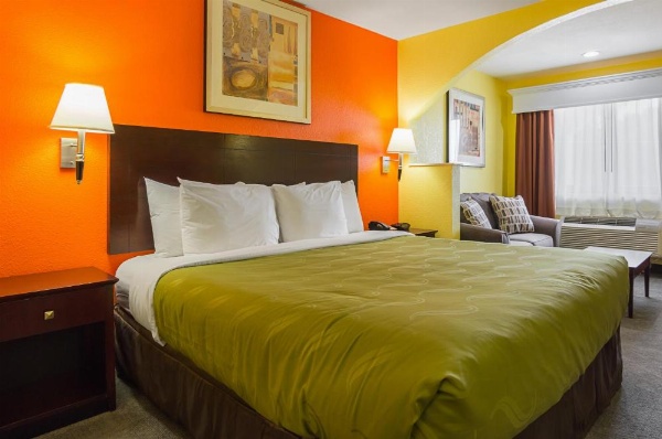 Quality Inn Carthage image 6
